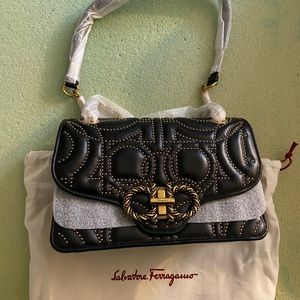 Salvatore Ferragamo QUILTED GANCINI BAG